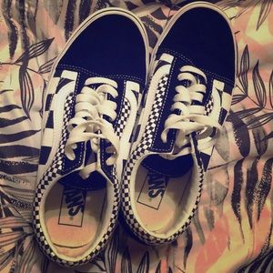 BLACK/ WHITE CHECKERED VANS